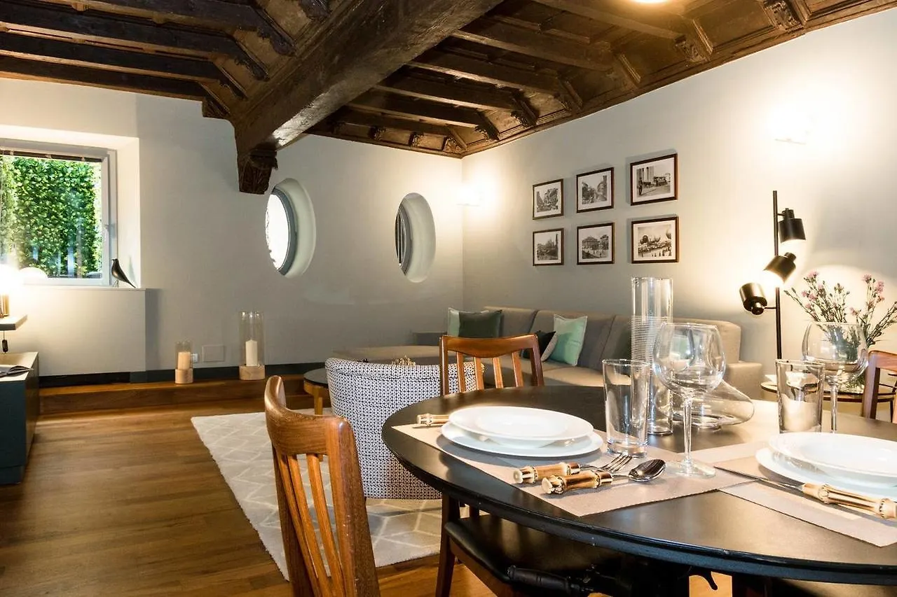 Joivy Luxurious Apt For 4 Near Duomo And Galleria Vittorio Μιλάνο Ιταλία